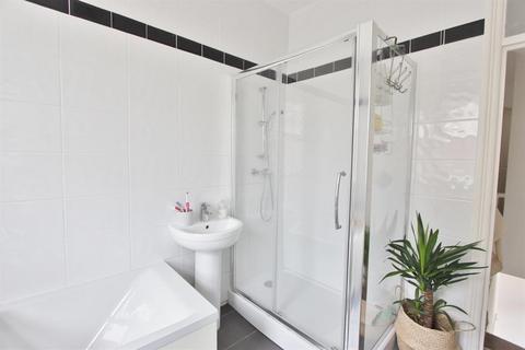 2 bedroom flat to rent, Onslow Road, Sheffield, S11 7AF