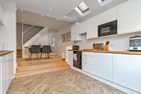 2 bedroom terraced house for sale, Oster Street, St. Albans