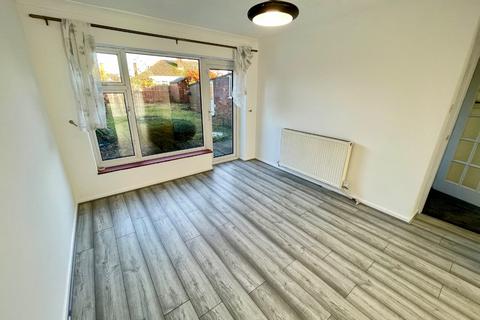 3 bedroom semi-detached house for sale, Westmorland Avenue, Luton, Bedfordshire, LU3 2PU