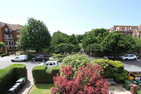 2 bedroom apartment for sale, Darley Road, Eastbourne BN20