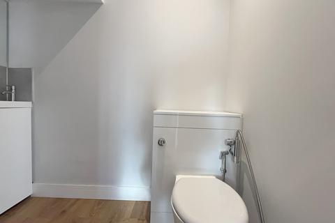 undefined, Lynmouth Avenue, Morden SM4