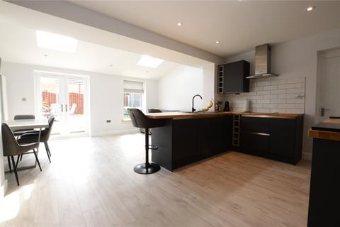 3 bedroom semi-detached house for sale, Badminton Drive, Leeds, West Yorkshire