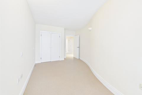 2 bedroom apartment to rent, London Road, Middlesex