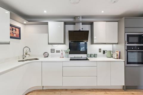 2 bedroom apartment for sale, Cooks Way, Hitchin SG4