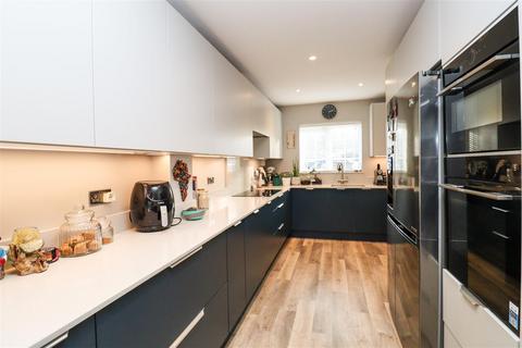 4 bedroom house for sale, Giffard Lane, Fleet GU51