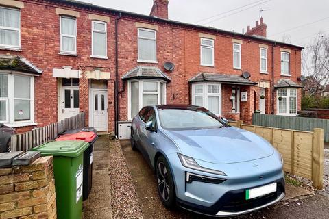 2 bedroom terraced house for sale, Wolverton Road, Newport Pagnell