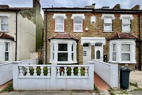 5 bedroom semi-detached house for sale, Cromwell Road, Hounslow TW3