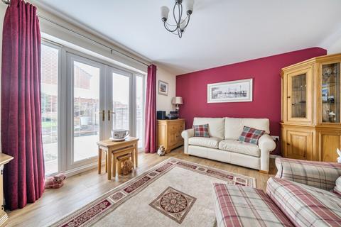 3 bedroom semi-detached house for sale, Moortown Close, Grantham, Lincolnshire, NG31