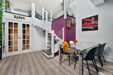undefined, Briscoe Road, Colliers Wood SW19