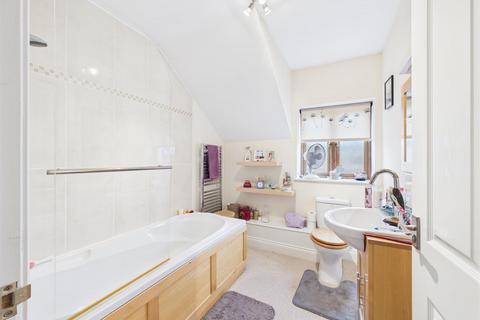 3 bedroom semi-detached house for sale, Clos Albion, Llandeilo