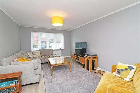 4 bedroom detached house for sale, Marina Road, Hatfield Peverel, Chelmsford