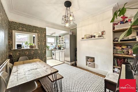 4 bedroom terraced house for sale, Russell Street, Eccles, M30