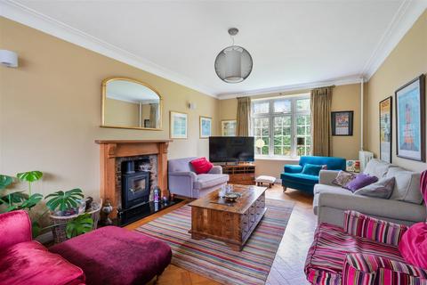 4 bedroom detached house for sale, Dorling Drive, Epsom