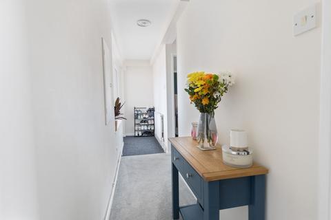 1 bedroom maisonette for sale, Midhurst Close, Crawley RH11