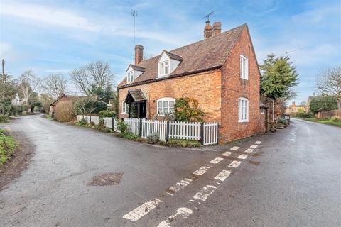 3 bedroom semi-detached house for sale, Stokes Lane, Bushley, Tewkesbury