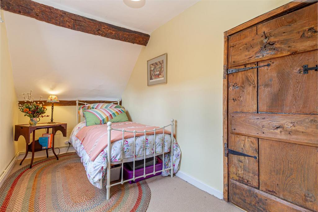 Bedroom-2-2.jpg