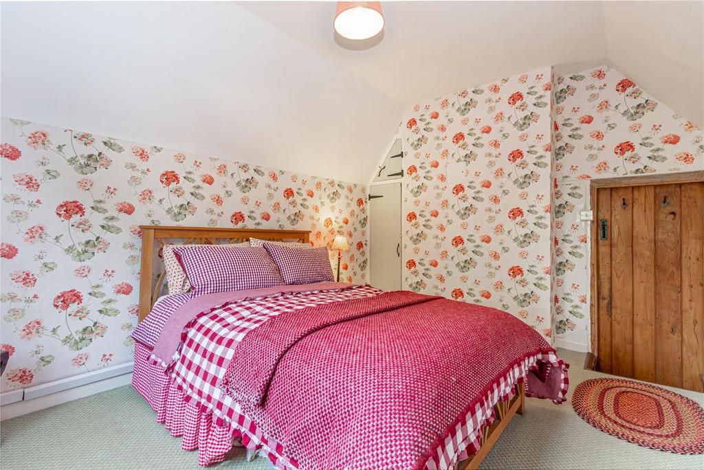 Bedroom-1-2.jpg