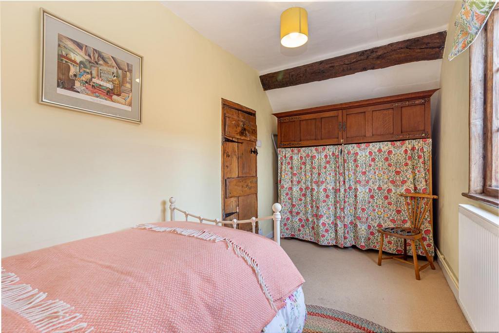 Bedroom-2-3.jpg