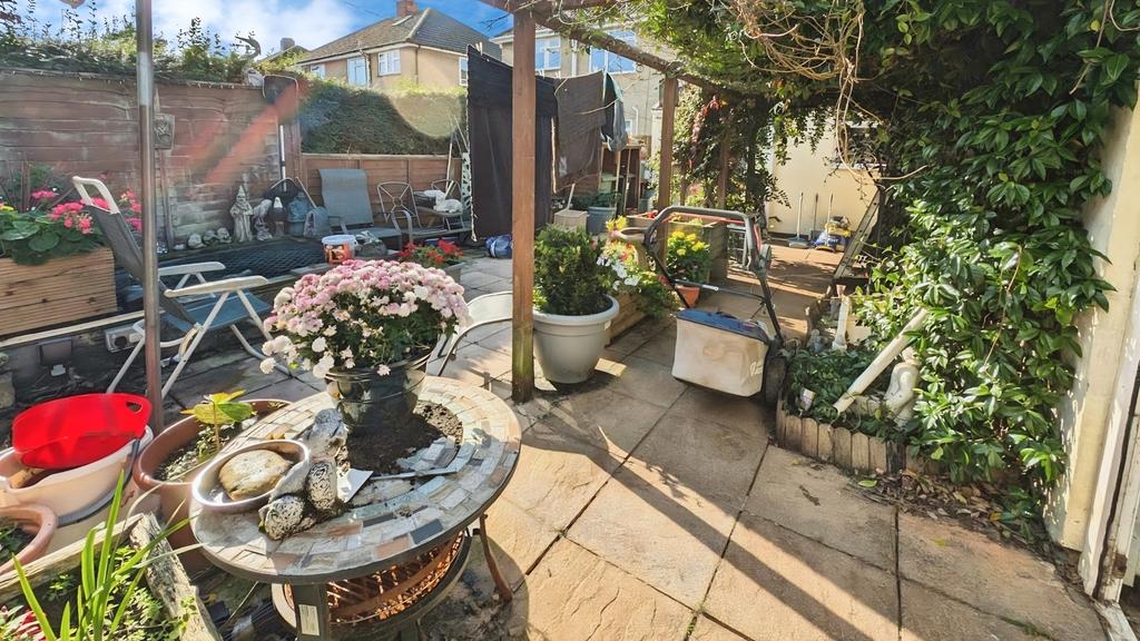 Pbox-garden-344893.jpg