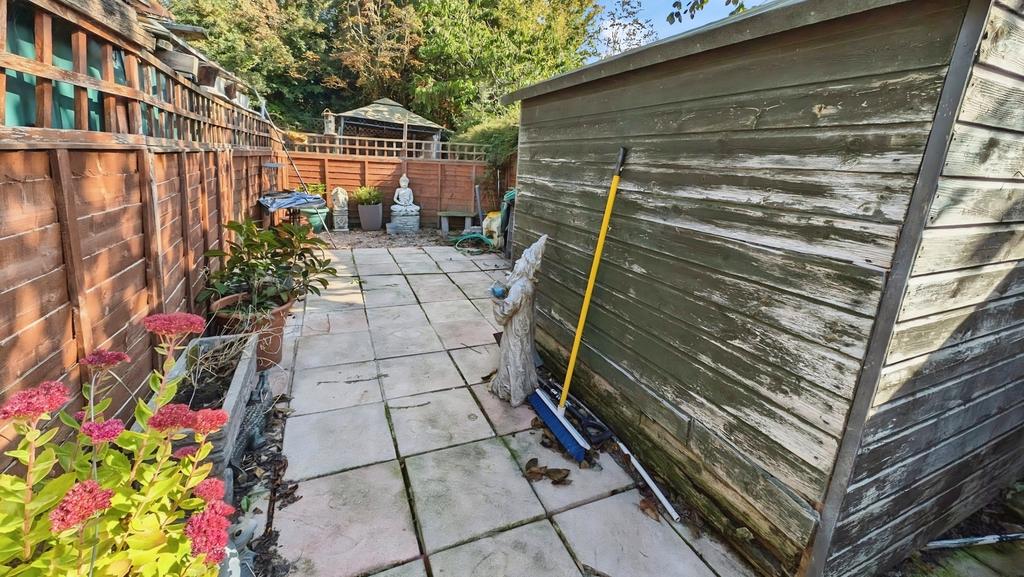 Pbox-garden-344893.jpg