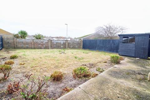 2 bedroom link detached house to rent, Lapwing Close, Eastbourne BN23