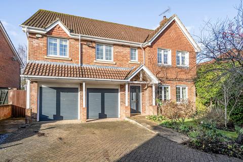 undefined, Shipley Close, Hampshire GU34