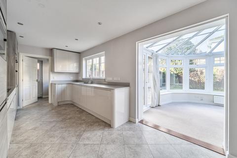 undefined, Shipley Close, Hampshire GU34