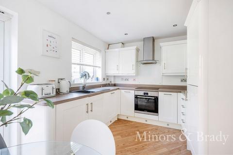 3 bedroom link detached house to rent, Windsor Park Gardens, Norwich