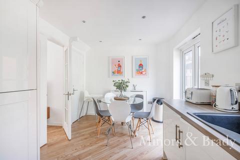 3 bedroom link detached house to rent, Windsor Park Gardens, Norwich