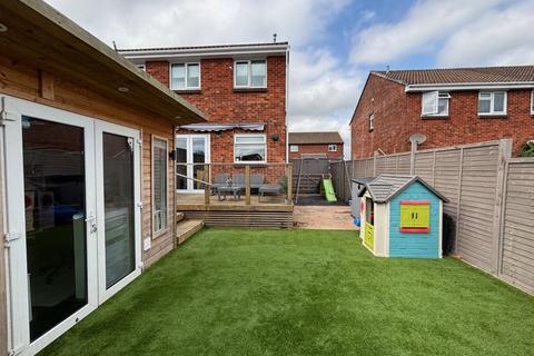 3 bedroom semi-detached house for sale, Haytor Avenue, Paignton, TQ4