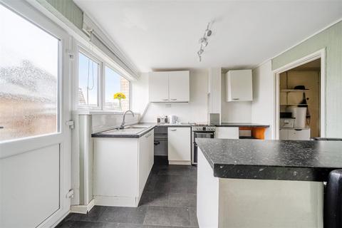 3 bedroom terraced house for sale, Wilton Avenue, Kidderminster