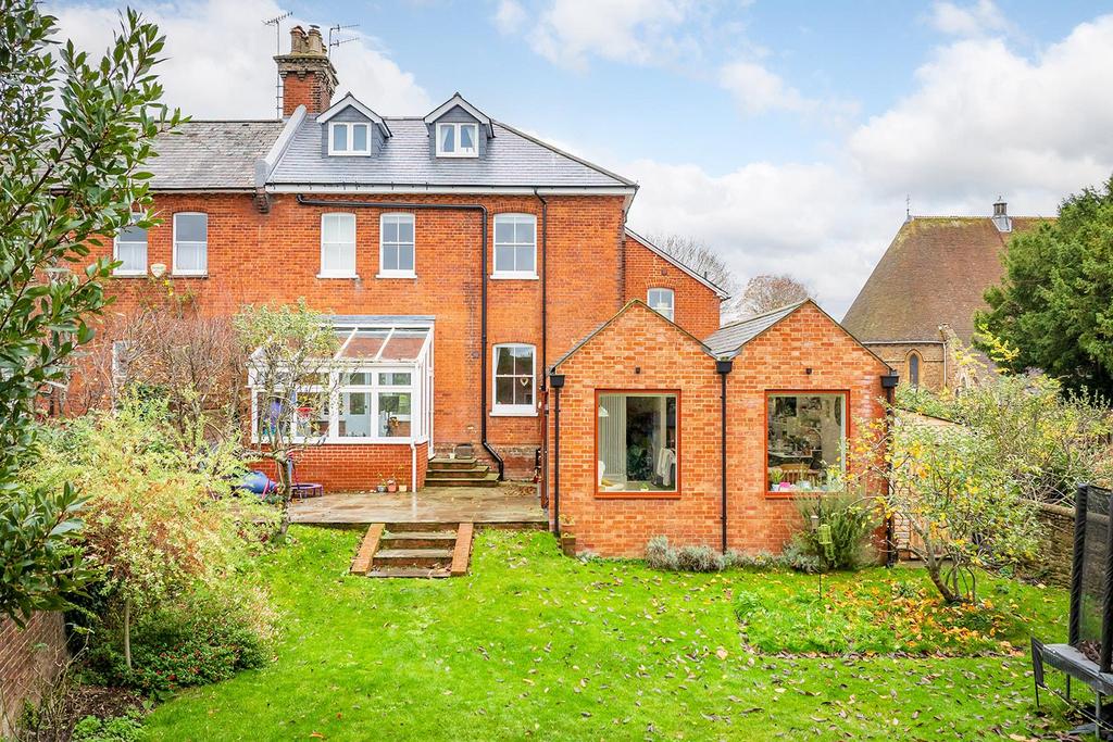 1 Churchill Road-1.jpg