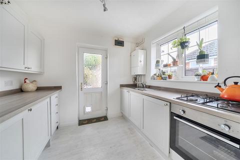 undefined, Mount Drive, Bedford