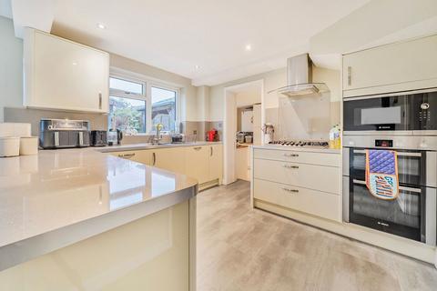 3 bedroom link detached house for sale, Curlew Close, Basingstoke RG22 5PG