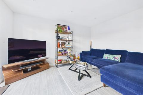 1 bedroom flat to rent, Wratten Road East, Hitchin SG5