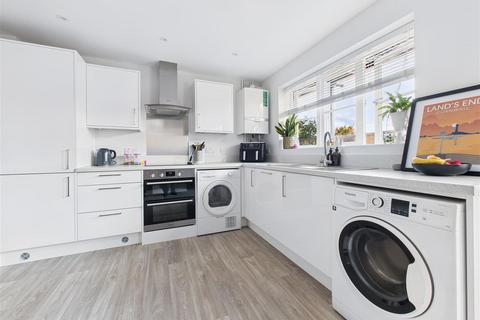 1 bedroom flat to rent, Wratten Road East, Hitchin SG5