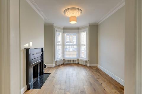2 bedroom terraced house to rent, Killearn Road, London, SE6