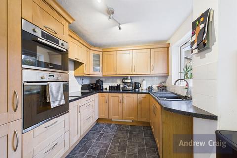 4 bedroom semi-detached house for sale, Woodvale Drive, Hebburn