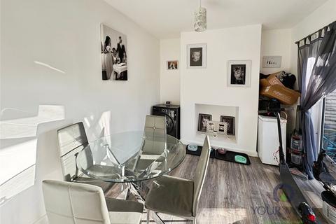 3 bedroom detached house to rent, Nottingham Road, Nottingham NG16