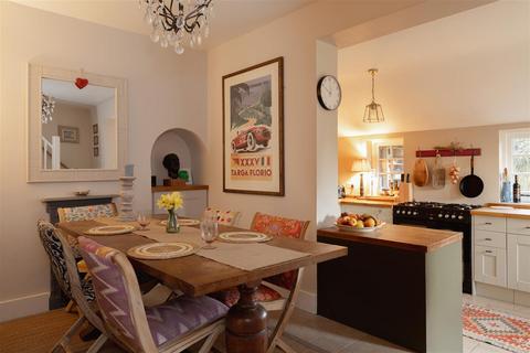 3 bedroom semi-detached house for sale, The Coombe, Betchworth