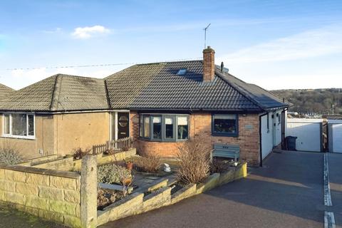 3 bedroom bungalow for sale, Pyenot Gardens, Cleckheaton, BD19