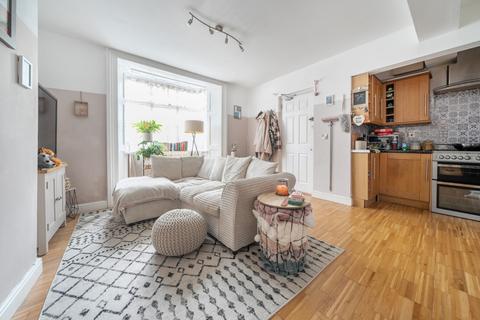 1 bedroom apartment for sale, Park Street, Towcester, Northamptonshire, NN12
