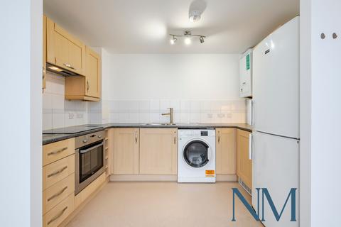 2 bedroom flat for sale, Three Bridges, Crawley RH10