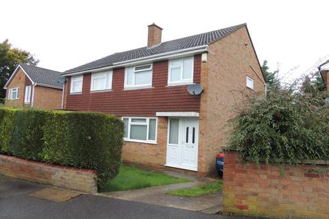 3 bedroom semi-detached house to rent, Celina Close, Bletchley