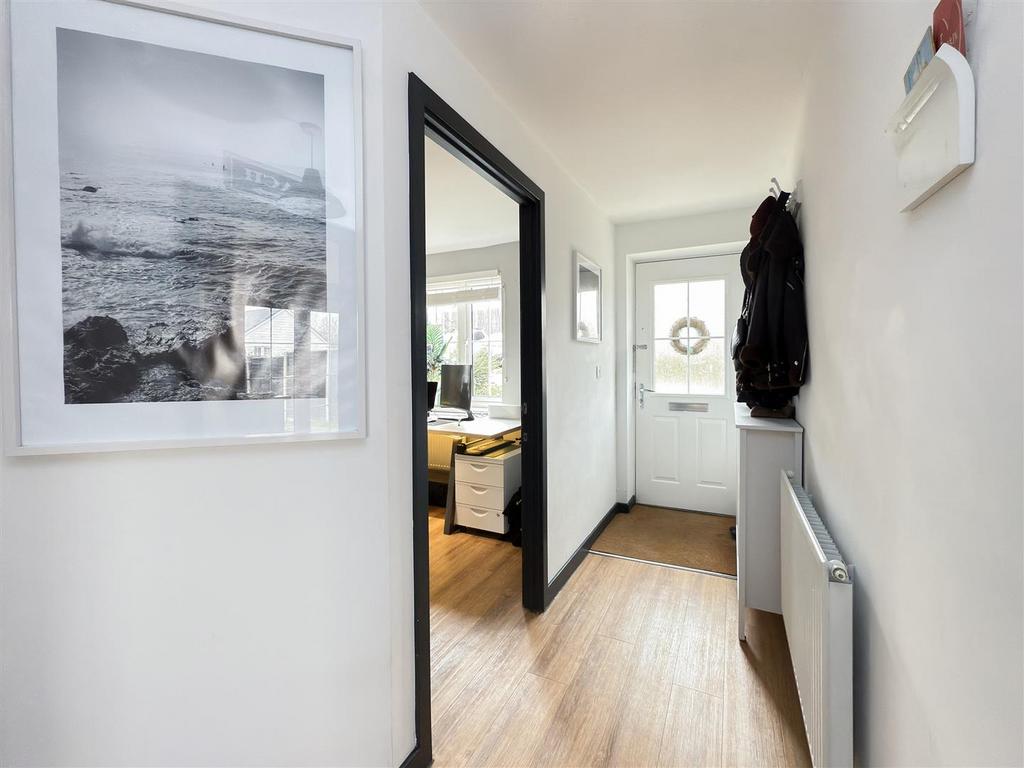 Entrance Hallway.jpg