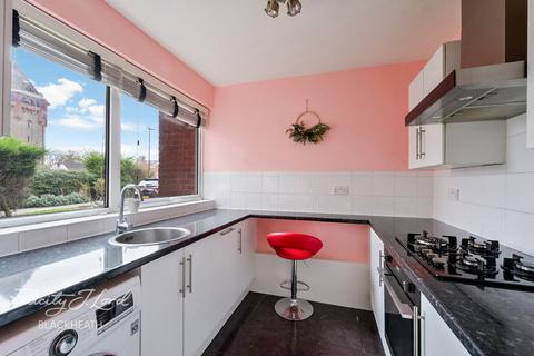 2 bedroom apartment for sale, Cleanthus Close, LONDON