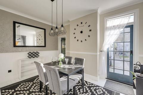 3 bedroom semi-detached house for sale, Wildfell Road, London, SE6