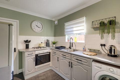 3 bedroom semi-detached house for sale, Wildfell Road, London, SE6