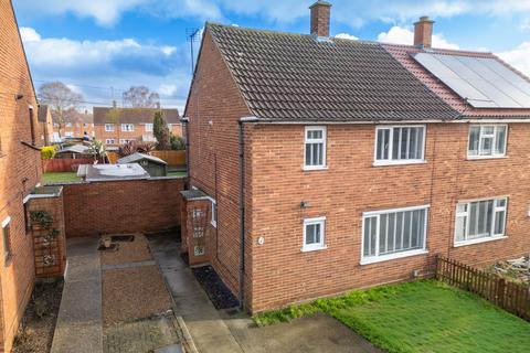 3 bedroom semi-detached house for sale, Greenfinch Avenue, Ipswich, IP2