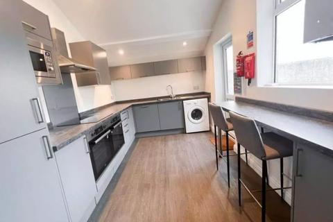 undefined, Ash Road, Bristol